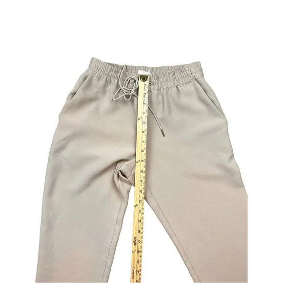 Aritzia Wilfred Buffon Crepe High Rise Jogger Pant Taupe Sz XS - Picture 8 of 13